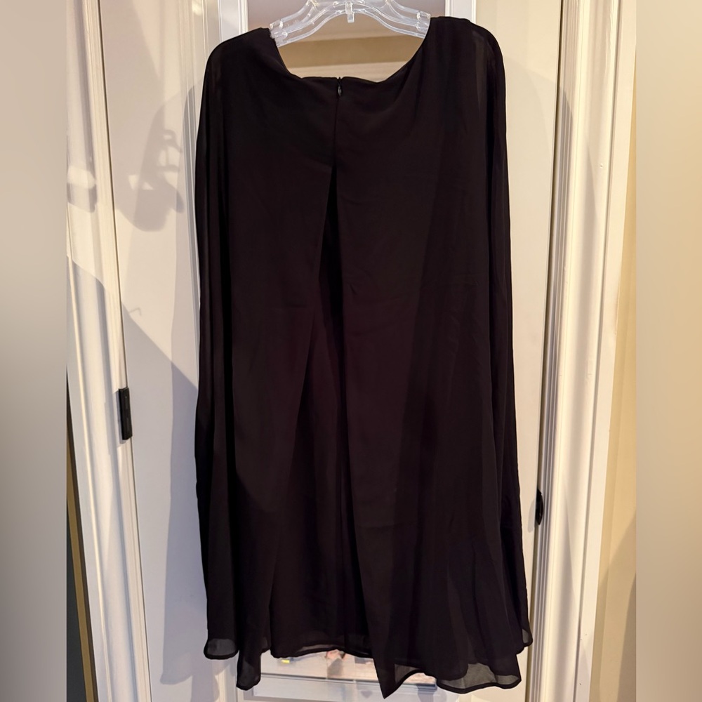Emma & Michele Black Cape Overlay Dress 18W – Chic & Sophisticated! ✨ - Picture 3 of 4